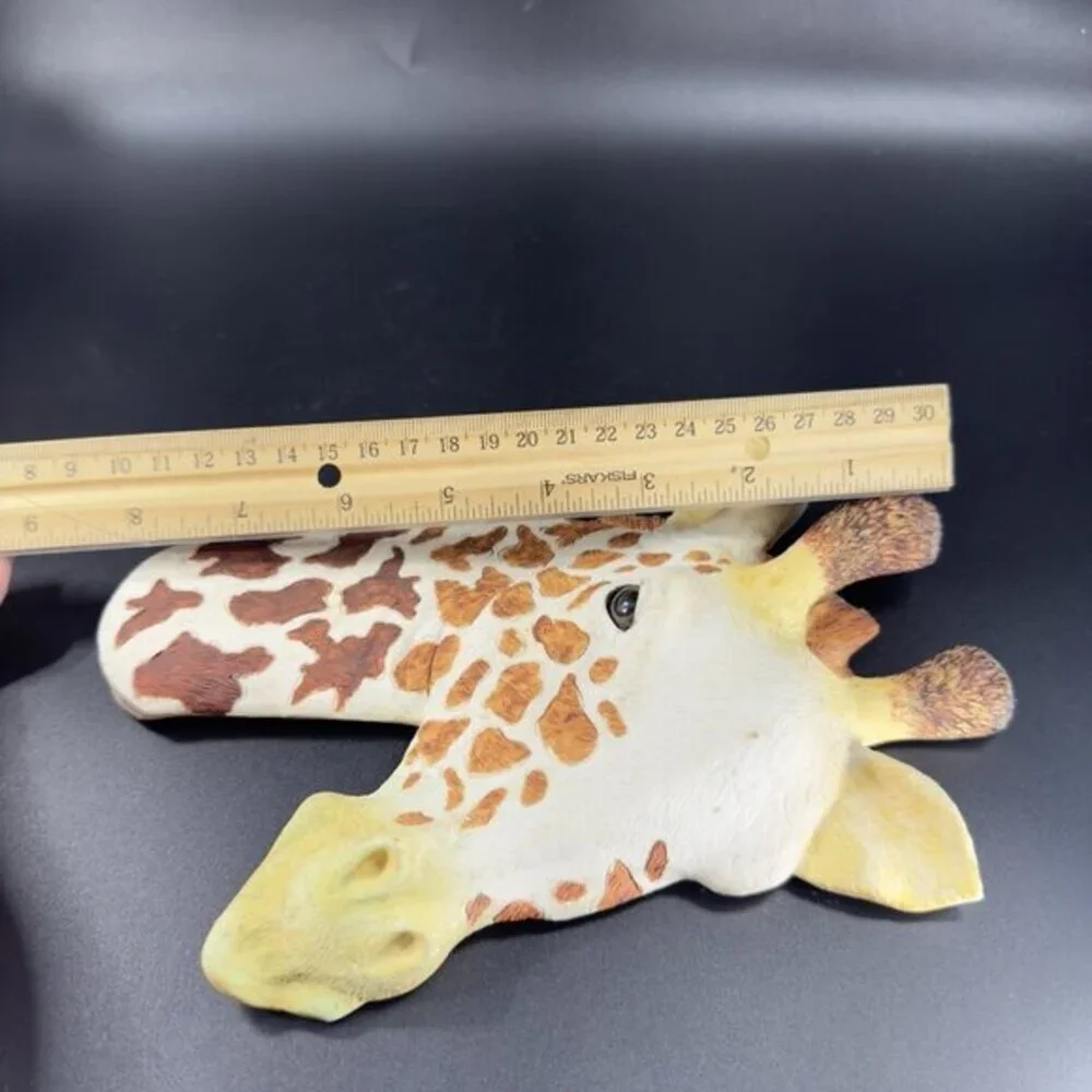 2003 Giraffe Head Wall Mount Mask by Home Interiors Resin Figural Wall‎ Hanging
